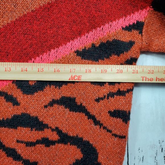 Vylette Knit Pullover Sweater Juniors Size Medium Multicolor Animal Print - Picture 7 of 12